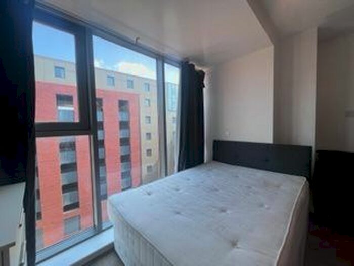 Studio To Rent In Moorfields, Liverpool, L2