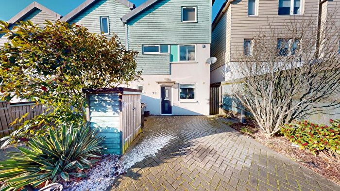 4 Bedroom Semi Detached House To Rent In Bevendean Road, Brighton, BN2