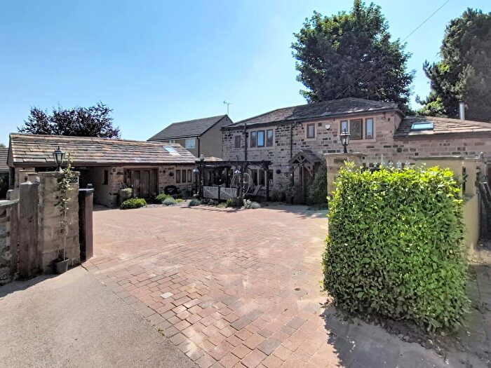 4 Bedroom Detached House For Sale In Little Croft Cottage, Oxford Road Gomersal, Gomersal, Cleckheaton, West Yorkshire, BD19
