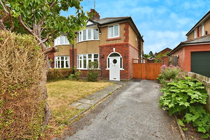 3 Bedroom Semi-Detached House To Rent In Windsor Drive, Wrexham, LL11