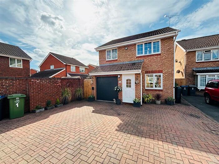 3 Bedroom Detached House For Sale In Larch Close, Melksham, SN12