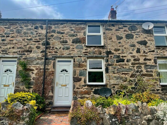 2 Bedroom Terraced House To Rent In Conwy (Town), Conwy (County Of), LL32
