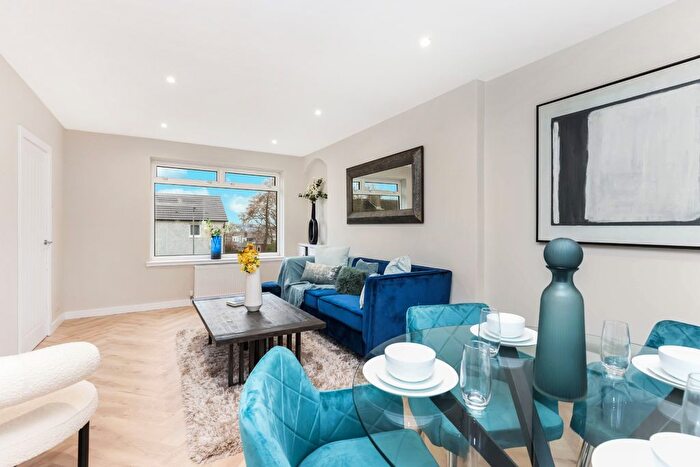 2 Bedroom Terraced House For Sale In Carna Drive, Kingspark, Glasgow, G44