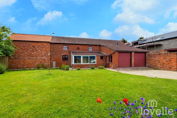 3 Bedroom Terraced House For Sale In Barrow Road, Goxhill, Barrow-upon-Humber, North Lincolnshire, DN19