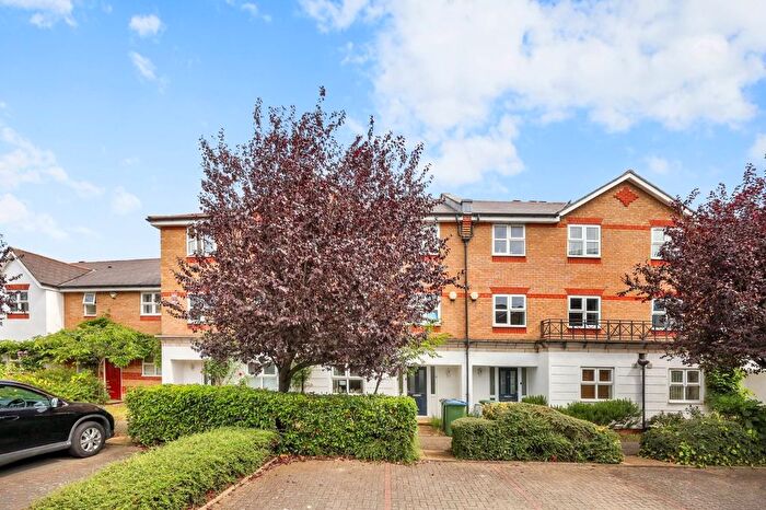 5 Bedroom Terraced House To Rent In Basevi Way, London, SE8