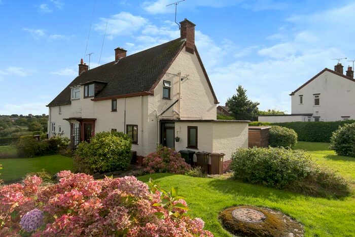 3 Bedroom Semi-Detached House For Sale In Porch Lane, Caergwrle, Wrecsam, Porch Lane, LL12