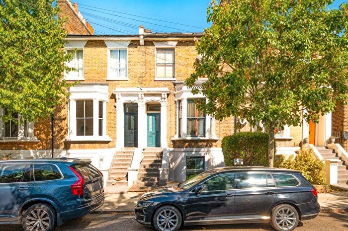 3 Bedroom House For Sale In Southborough Road, London, E9
