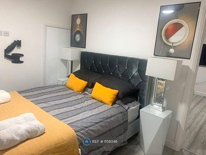 1 Bedroom Flat To Rent In Walk Town Amp; Train, Cambridge, CB1