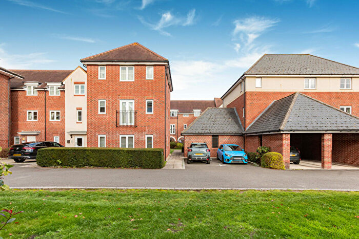 2 Bedroom Apartment For Sale In Thames View, Abingdon, OX14
