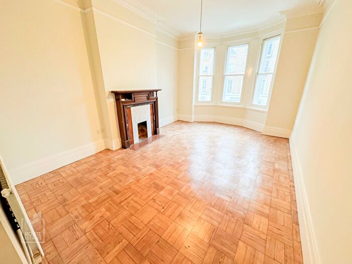 2 Bedroom Flat To Rent In Mare Street, London, E8