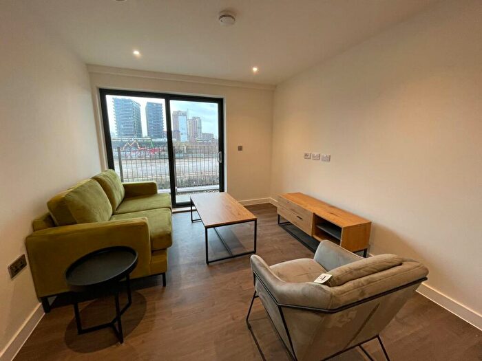 2 Bedroom Flat To Rent In Apartment, Worrall Street, M5
