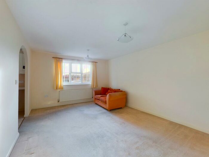 2 Bedroom Flat For Sale In Montefiore Avenue, Ramsgate, Ramsgate, CT11