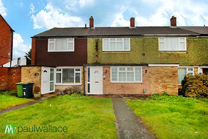 2 Bedroom Terraced House For Sale In Russells Ride, Cheshunt, EN8