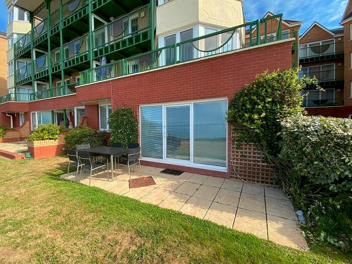 2 Bedroom Flat To Rent In Caswell Bay Court, Caswell, SA3