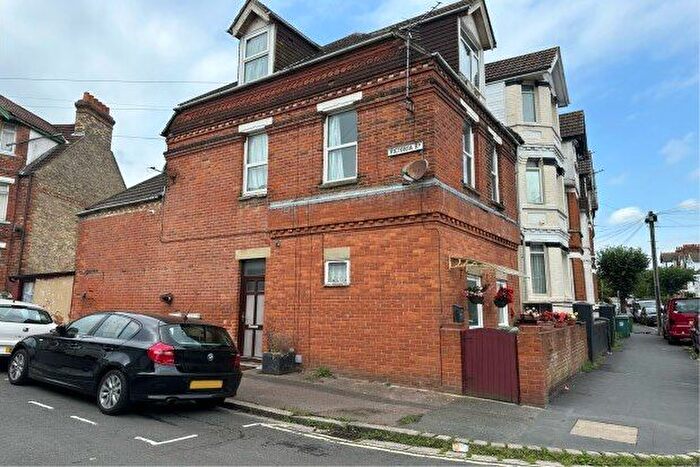 2 Bedroom Maisonette To Rent In Bournemouth Road, Folkestone, CT19