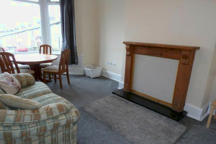 3 Bedroom Property To Rent In Railway Street, Nelson BB9
