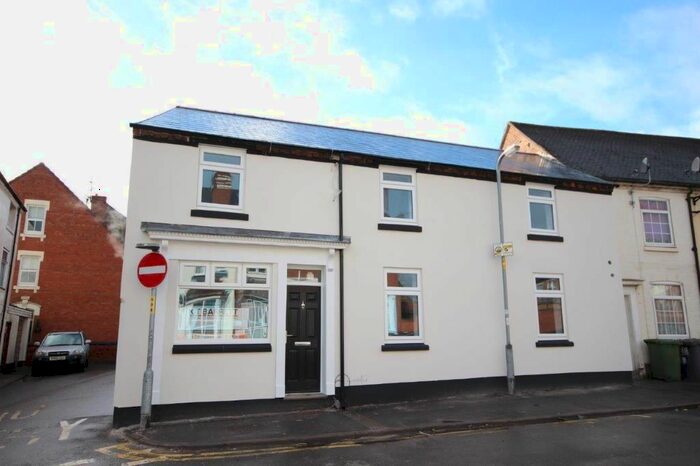 1 Bedroom End Of Terrace House To Rent In Offmore Road, Kidderminster, DY10