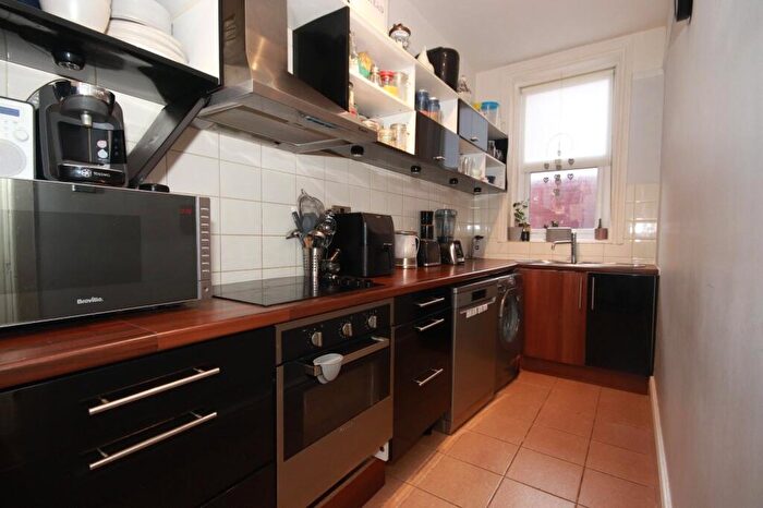 2 Bedroom Apartment For Sale In Waterloo Road, Southport, Merseyside, PR8