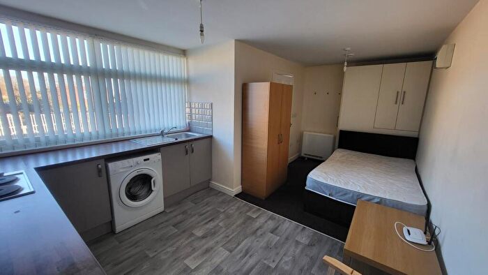1 Bedroom Flat To Rent In Kelham House, Balby, DN1