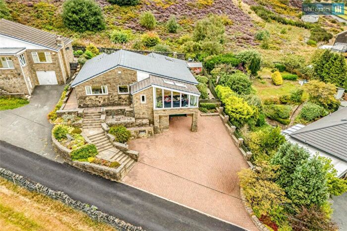 3 Bedroom Detached House For Sale In Heather Bank, Smithy Clough Lane, Ripponden, HX6