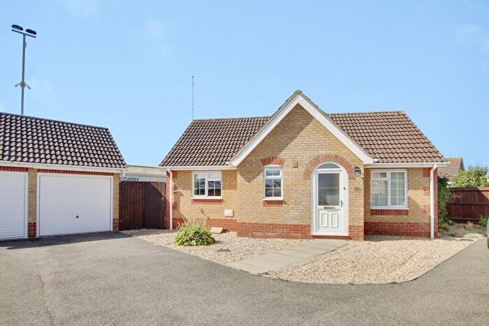 2 Bedroom Detached Bungalow For Sale In Cawood Close, March, PE15