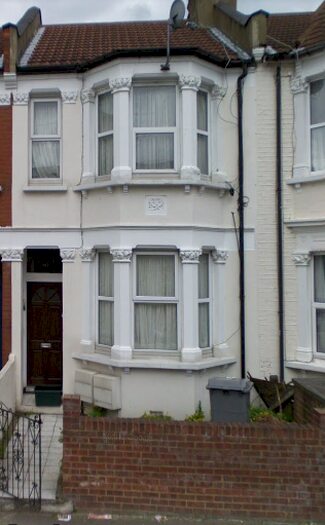 Studio To Rent In Sandringham Road, NW2