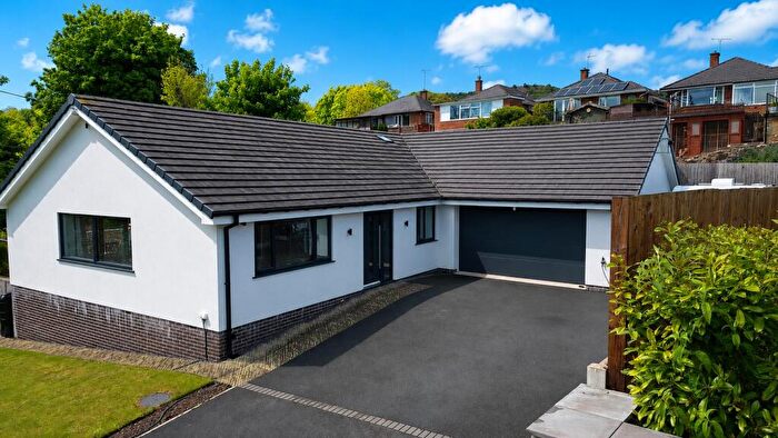 3 Bedroom Detached Bungalow For Sale In Ffrwd Road, Cefn-Y-Bedd, Wrexham, LL12