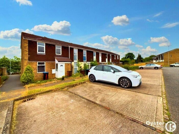 3 Bedroom Terraced House To Rent In Swain Court, Northampton, NN3