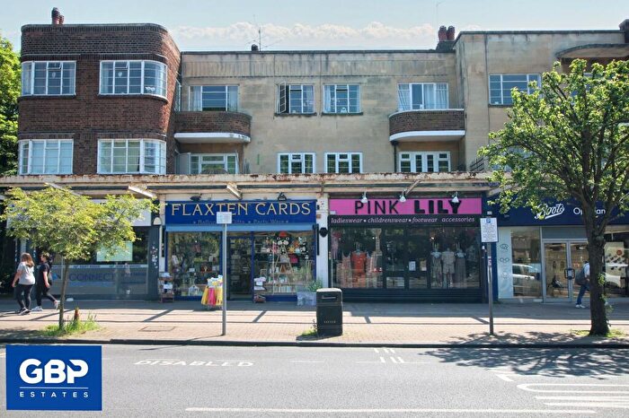 2 Bedroom Flat To Rent In Corbets Tey Road, Upminster, RM14