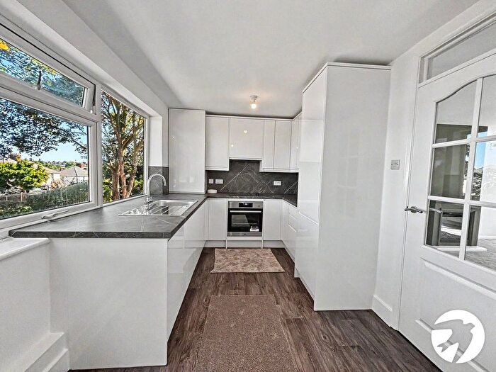 2 Bedroom Maisonette To Rent In Oakfield Lane, Dartford, Kent, DA1