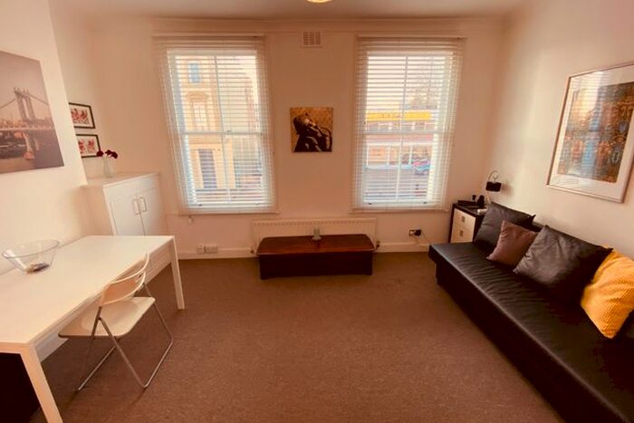 1 Bedroom Flat To Rent In Grafton Road, London, NW5