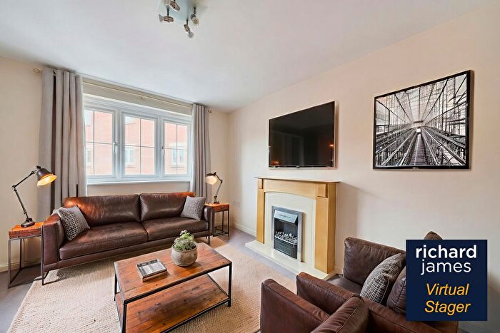 2 Bedroom Flat For Sale In Havisham Drive, Haydon End, Swindon, SN25