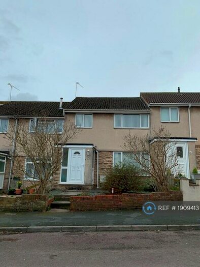 3 Bedroom Terraced House To Rent In Courtney Way, Bristol, BS15