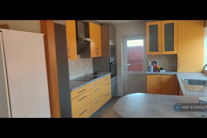 4 Bedroom Detached House To Rent In Amherst Close, Maidstone, ME16
