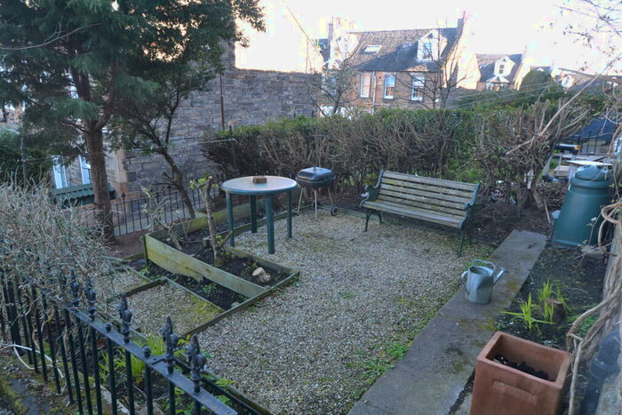 2 Bedroom Flat To Rent In Rosevale Terrace, Edinburgh, EH6