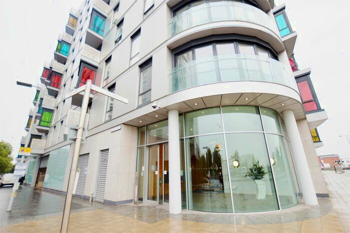 1 Bedroom Flat To Rent In Alfred Street, Reading, RG1