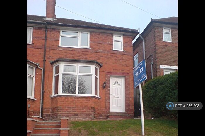 3 Bedroom Semi-Detached House To Rent In Glencroft Road, Solihull, B92