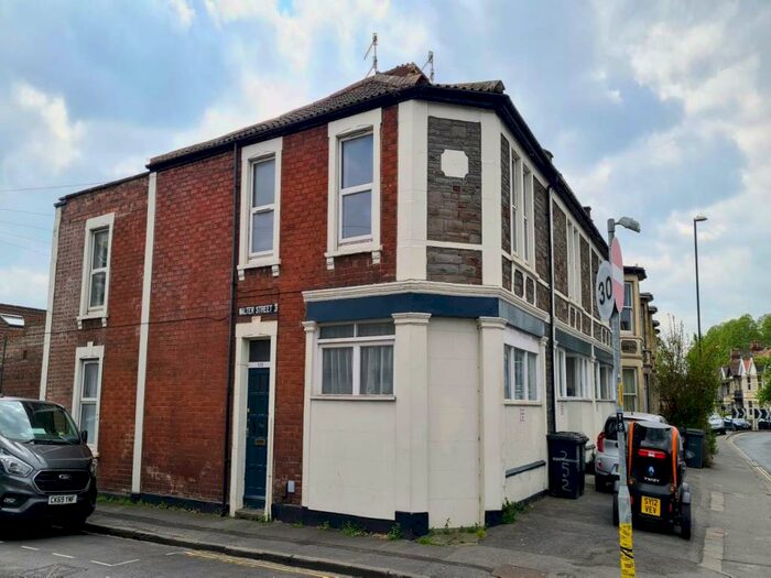 4 Bedroom End Of Terrace House To Rent In Coronation Road, Southville, Bristol, BS3