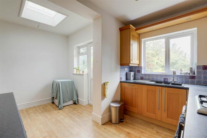 3 Bedroom Terraced House For Sale In Morley Avenue, Mapperley, Nottinghamshire, NG3