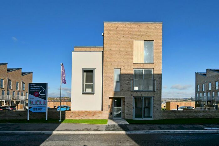 4 Bedroom Town House To Rent In Sky House, Lescar Road, Waverley, S60