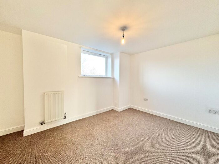 2 Bedroom Apartment To Rent In Gaskell Place, Ipswich, IP2