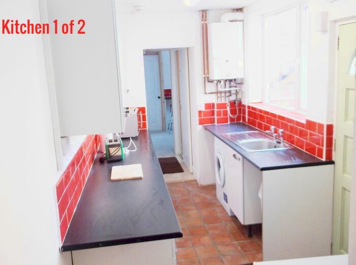 5 Bedroom Terraced House To Rent In Shelley Street, Knighton Fields, Leicester LE2