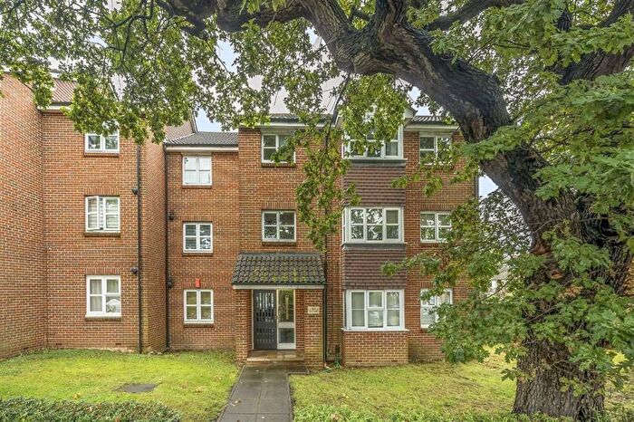 1 Bedroom Flat For Sale In Le May Avenue, London, SE12