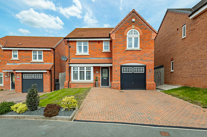 4 Bedroom Detached House For Sale In Lidgett Road, Mapplewell, S75