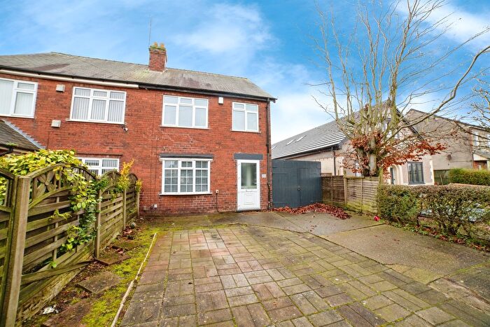 3 Bedroom Semi-Detached House For Sale In Southwell Road West, Mansfield, NG18
