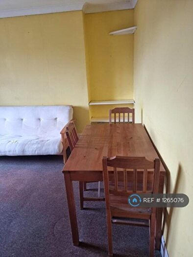 1 Bedroom Flat To Rent In Leytonstone, London, E11