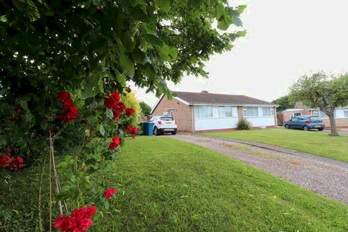 2 Bedroom Bungalow To Rent In Norfolk Way, Stafford, ST17