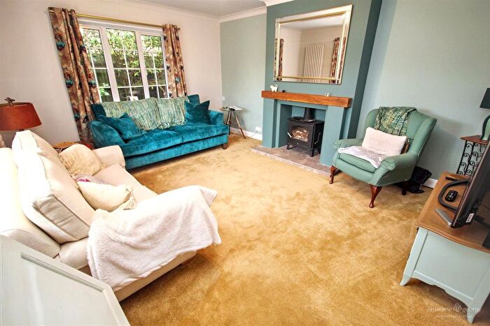 2 Bedroom Detached Bungalow For Sale In Reading Road, Burghfield Common, Reading, RG7