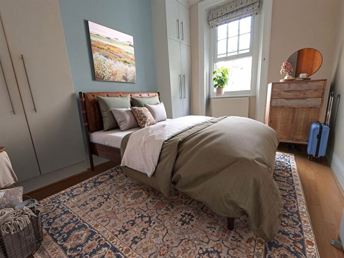 1 Bedroom Flat To Rent In Belsize Village, Belsize Park, NW3