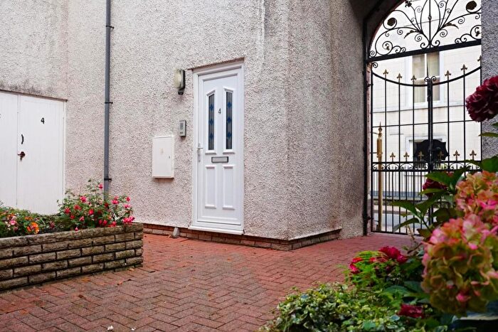 2 Bedroom Flat For Sale In Fountain Street, Ulverston, LA12
